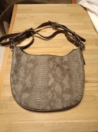 Bolso Desigual estampado serpiente