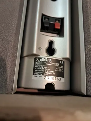 Subwoofer Yamaha YST-SW005