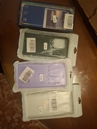 Fundas de móvil (varios colores)