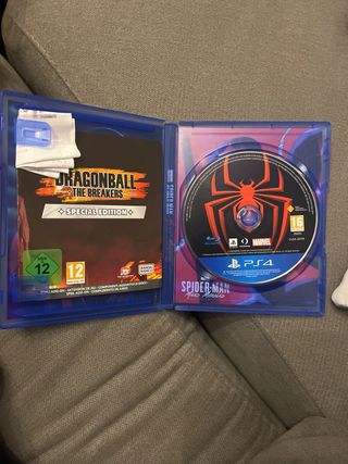 Pack Spider-Man y Spider-Man Miles Morales PS4