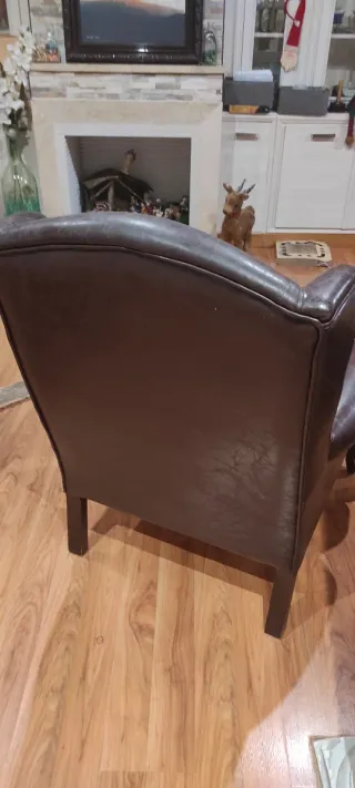 Sillón Orejero Piel Sintética Marrón