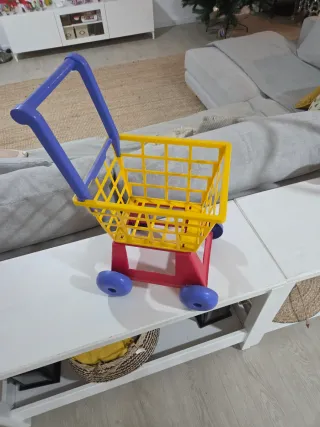 Carrito de compras de juguete