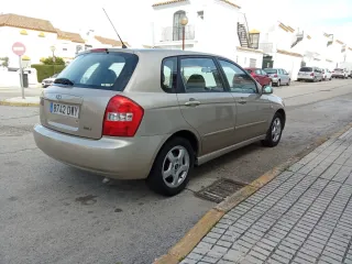 KIA Cerato 2005