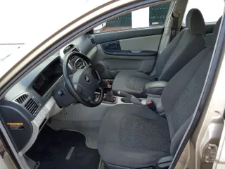 KIA Cerato 2005
