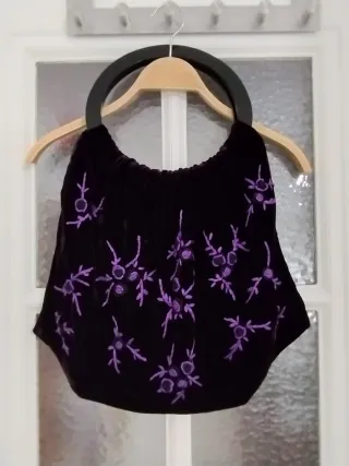 Bolso estilo boho en terciopelo bordado