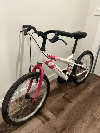 Bicicleta niña Denbike blanca y rosa