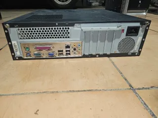 Torre sobremesa ASUS