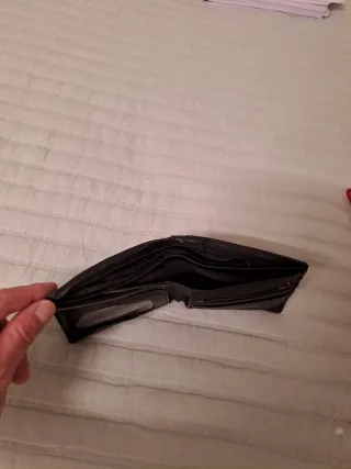 Cartera Piel Emporio Armani Negra