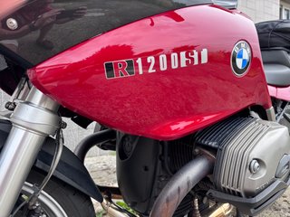 BMW R1200ST Roja y Negra