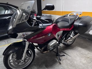 BMW R1200ST Roja y Negra