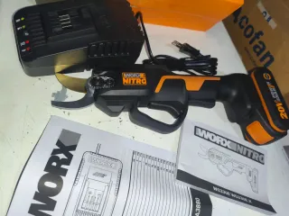Tijera Poda Worx Nitro WG330E 20V