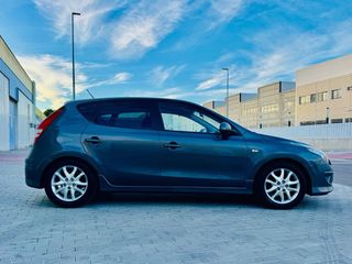 Hyundai i30 2011