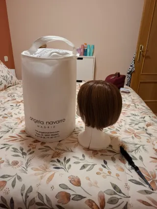 Peluca pelo natural poco uso - Factura 1015€