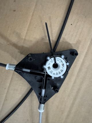 Elevalunas Nuevo Peugeot 307CC Puerta Conductor