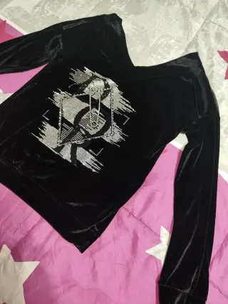 Top negro de terciopelo y brillos Talla L