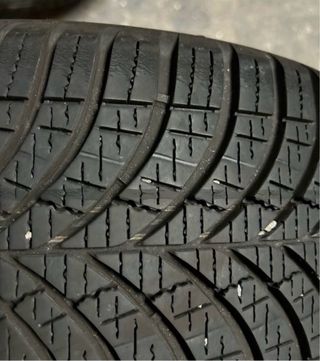 Pareja Neumáticos Goodyear 4 Seasons