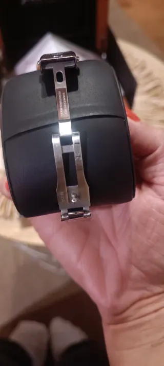 Reloj Jaguar Swiss Made con Bisel Diamantes