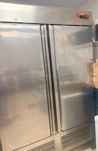 Maquinaria y Mobiliario para Bar