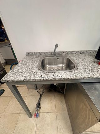 Maquinaria y Mobiliario para Bar