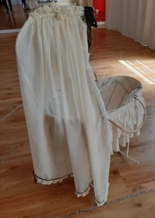 Moisés para bebé con dosel