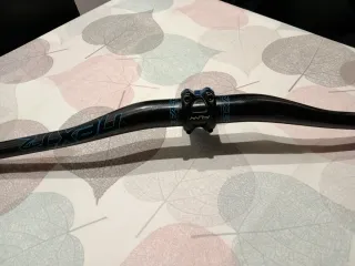 Manillar Race Face Carbono 35 + Potencia Sunn