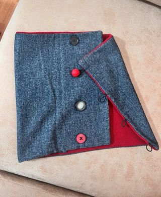 Cuello bufanda reversible gris y rojo