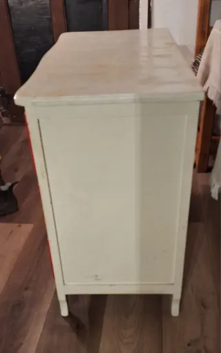 Cómoda 3 cajones madera roja y blanca