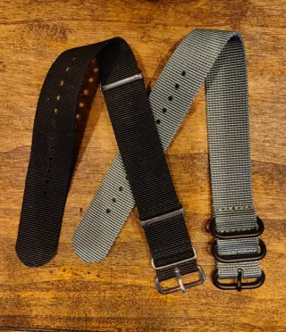 Correas NATO Nylon Negro y Gris