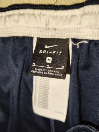 Pantalón Chándal Nike Azul Talla M y pull&bear L.