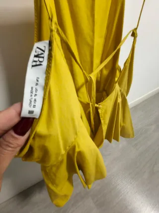 Blusa de tirantes amarilla