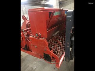 Sembradora enterradora de piedras agric