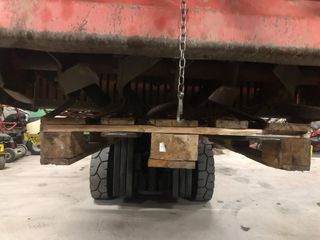 Sembradora enterradora de piedras agric