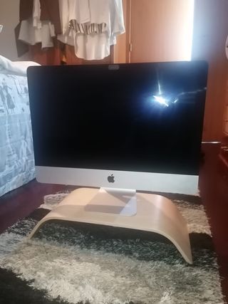 iMac 21.5” Retina 4K 2017 + Teclado