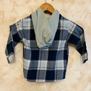 Camisa de niño con capucha a cuadros 98cm 2-3 años