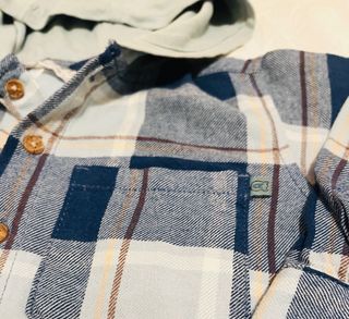 Camisa de niño con capucha a cuadros 98cm 2-3 años