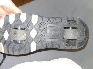 Zapatillas blancas con ruedas