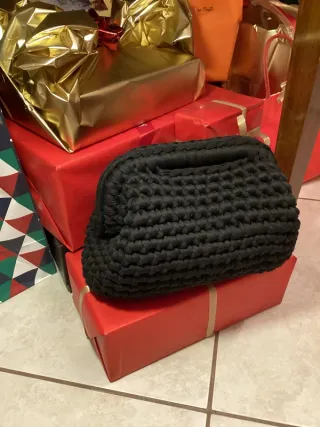 Borsa Clutch bag all’uncinetto