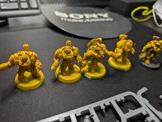 Einhyr Hearthguard Votann Warhammer 3