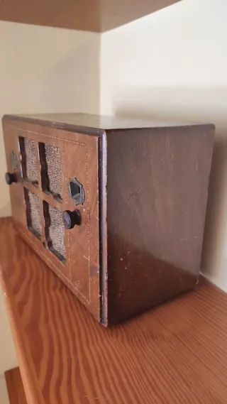 Radio Vintage Art Decó Años 30