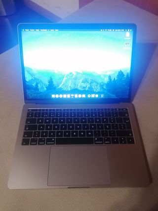 MacBook Pro 13” 2017 i5 8GB RAM Teclado PT