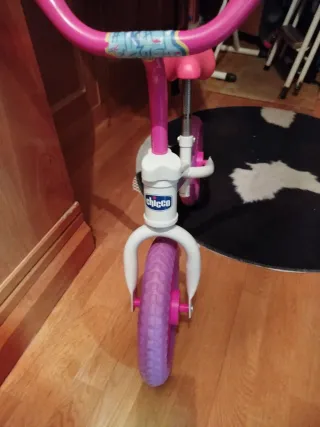 Bicicleta Correpasillos Chicco ( Niña ) Casi Nueva
