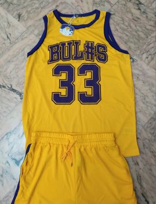 Completo nuovo sportivo giallo e viola