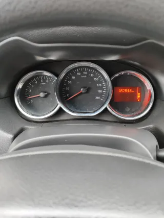 Dacia Duster 2015 etiqueta C