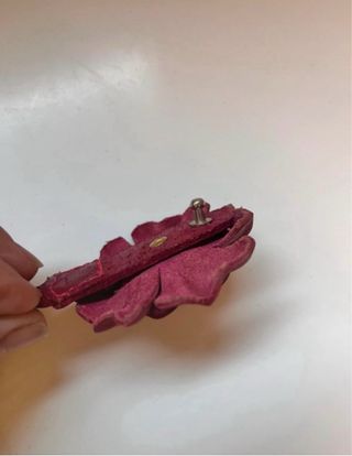 Cinturón de piel trenzado con flor