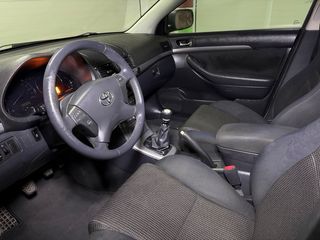 Toyota Avensis 2.2 diesel 150 cv