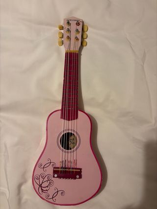 Guitarra rosa de juguete