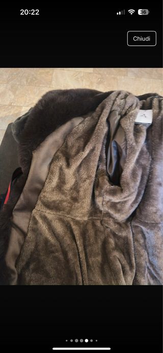 Giacca lunga con pelliccia mai indossata