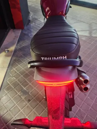 Triumph Scrambler 400X