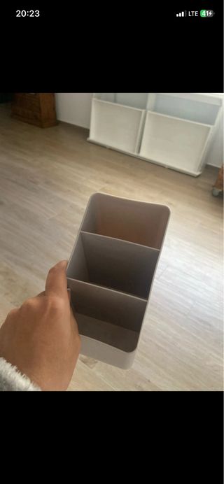 Organizador de escritorio gris