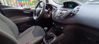 Ford Tourneo Courier 1.5 TDCi 95 CV (diésel) –2016